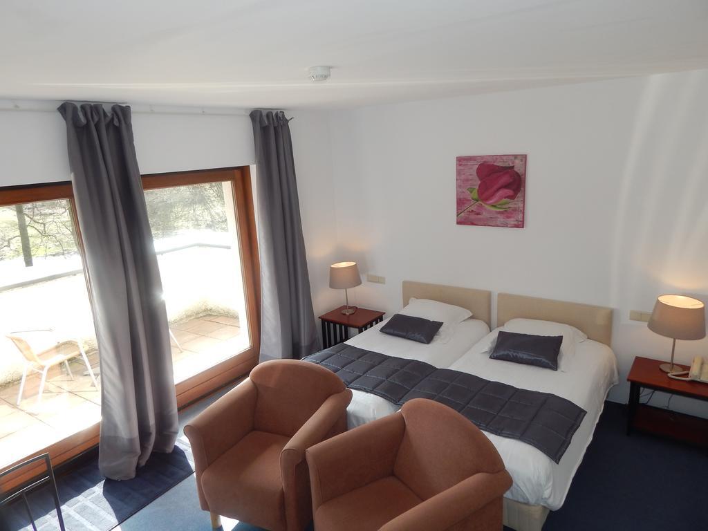 Hotel Le Martin Pecheur Fauvillers Oda fotoğraf