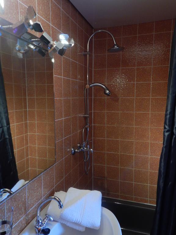 Hotel Le Martin Pecheur Fauvillers Oda fotoğraf