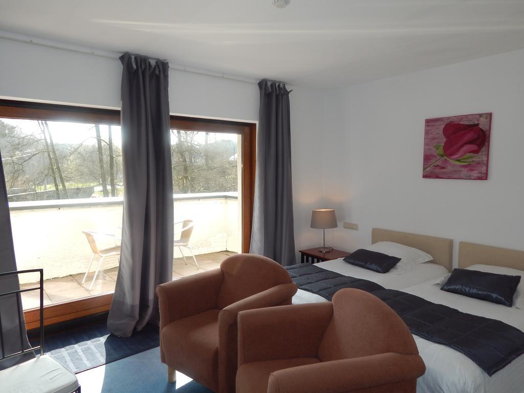 Hotel Le Martin Pecheur Fauvillers Oda fotoğraf